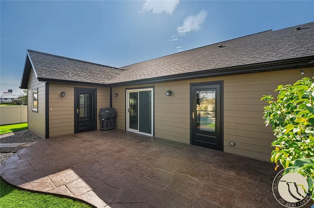 515 14th Street W Hardin MT 59034