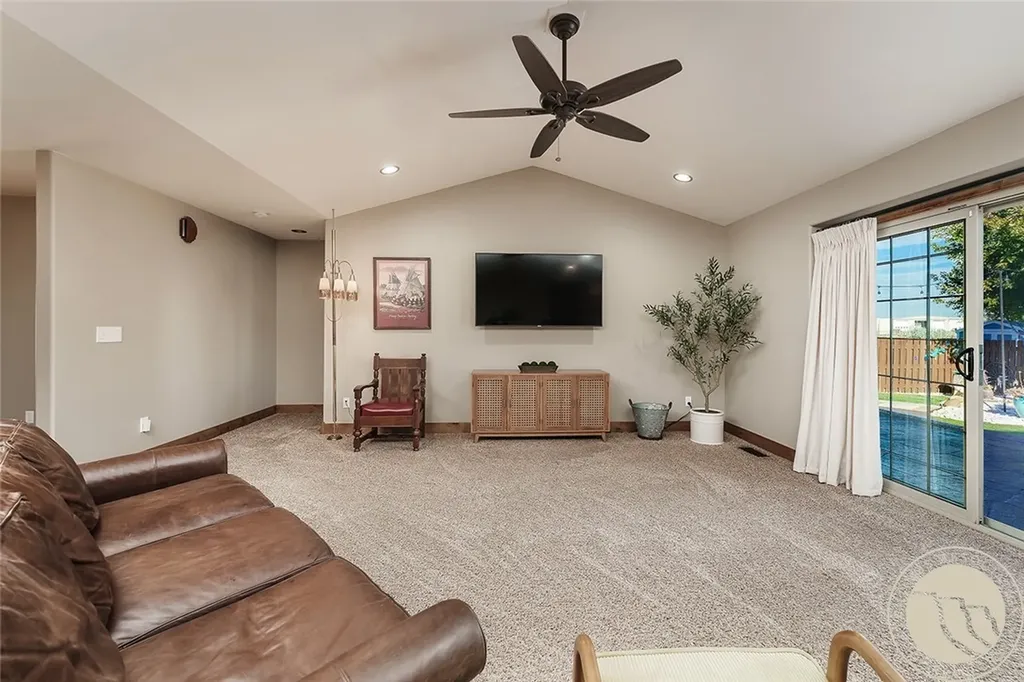515 14th Street W Hardin MT 59034