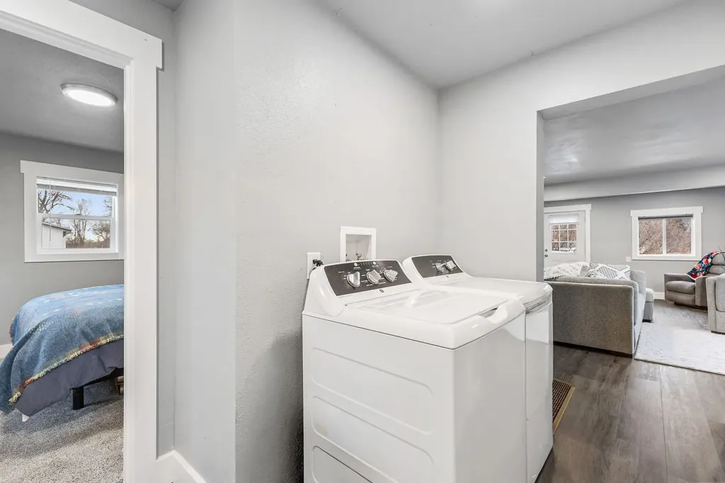 17 Second Avenue Fromberg MT 59029