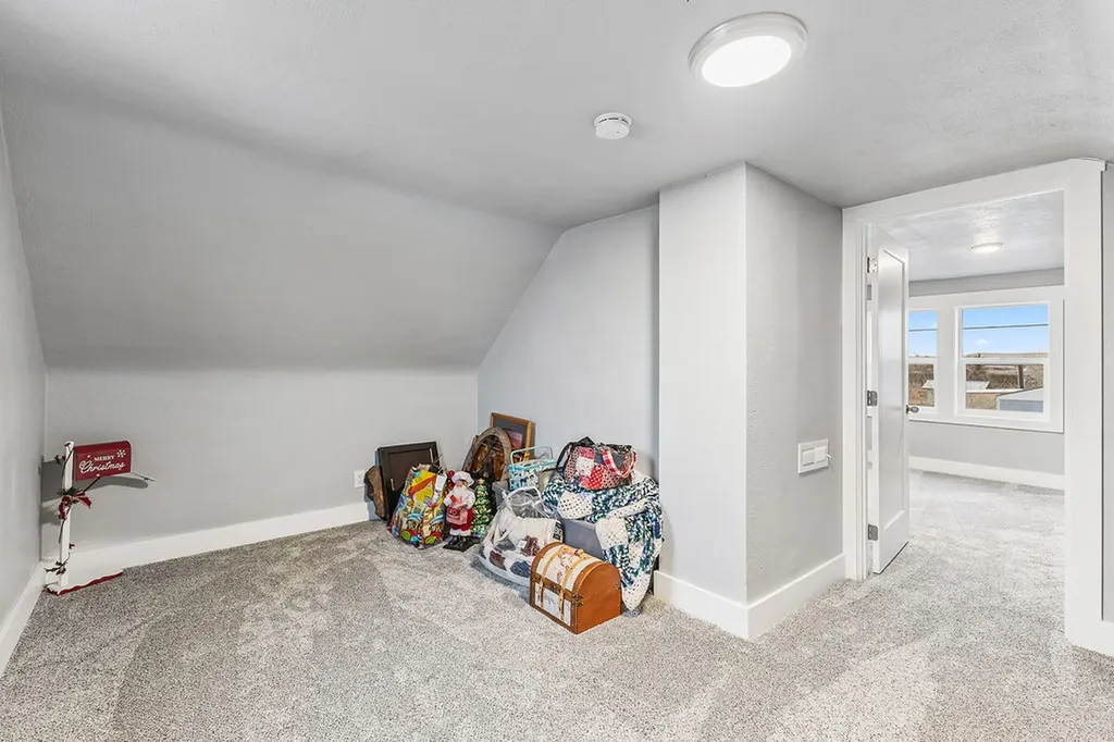 17 Second Avenue Fromberg MT 59029