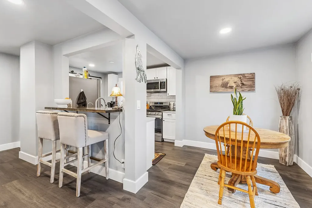 17 Second Avenue Fromberg MT 59029