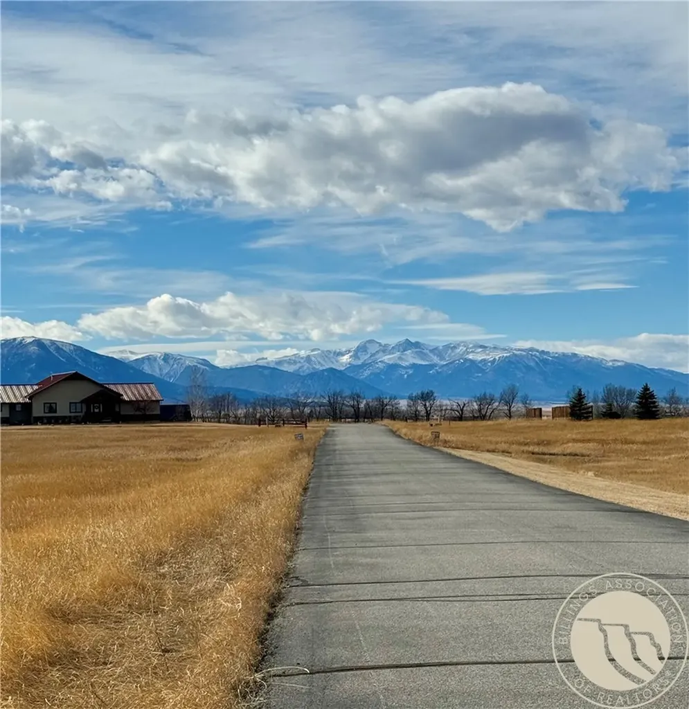 11 Horseshoe Trail Roberts MT 59070