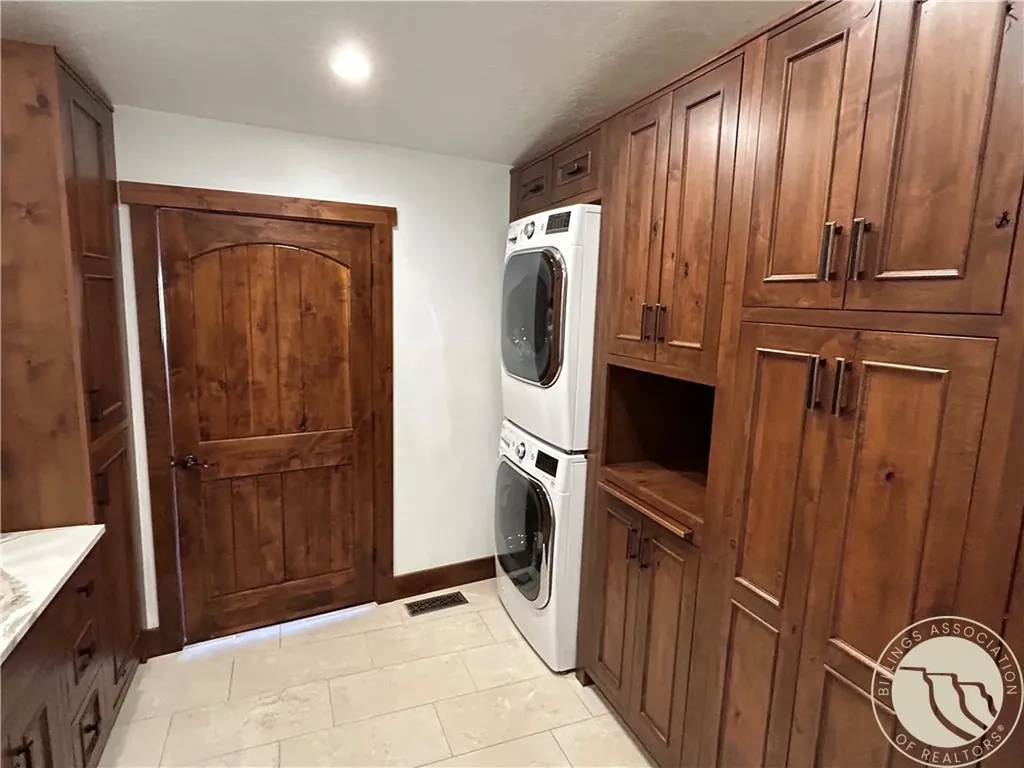 49 Gateway Drive Columbus MT 59019
