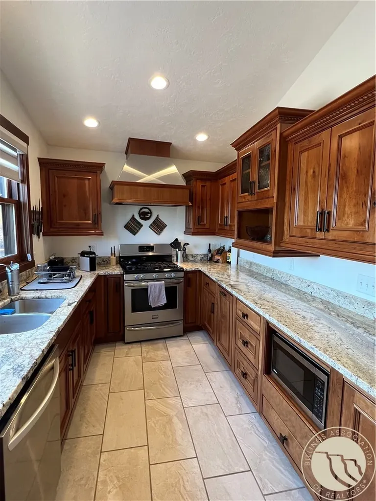 49 Gateway Drive Columbus MT 59019