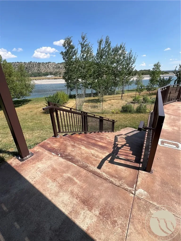 49 Gateway Drive Columbus MT 59019