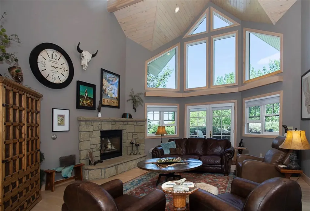 24 Lobo Court Red Lodge MT 59068