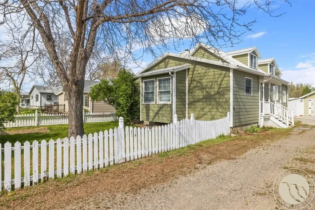 2453 2nd Street Worden MT 59088