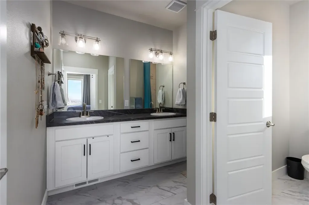 4960 Whisper Way Billings MT 59106