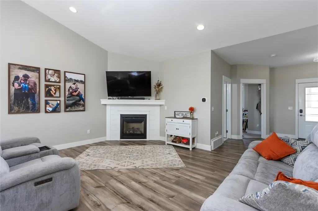 4960 Whisper Way Billings MT 59106