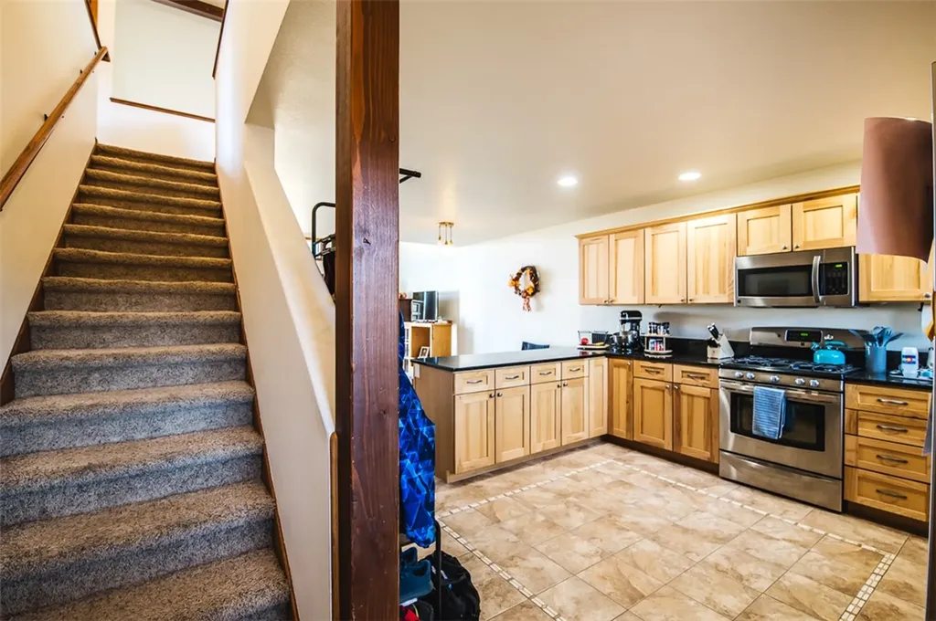 16 Pine Drive Red Lodge MT 59068