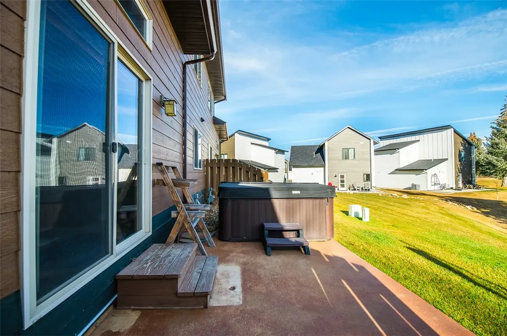 16 Pine Drive Red Lodge MT 59068