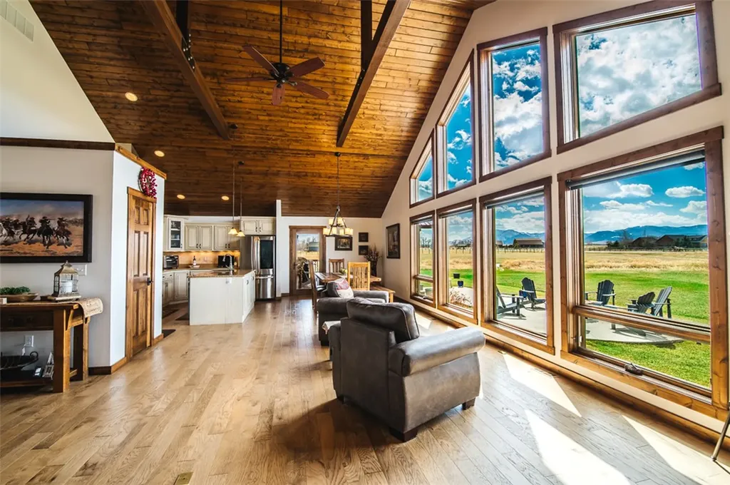 43 Horseshoe Trail Roberts MT 59070
