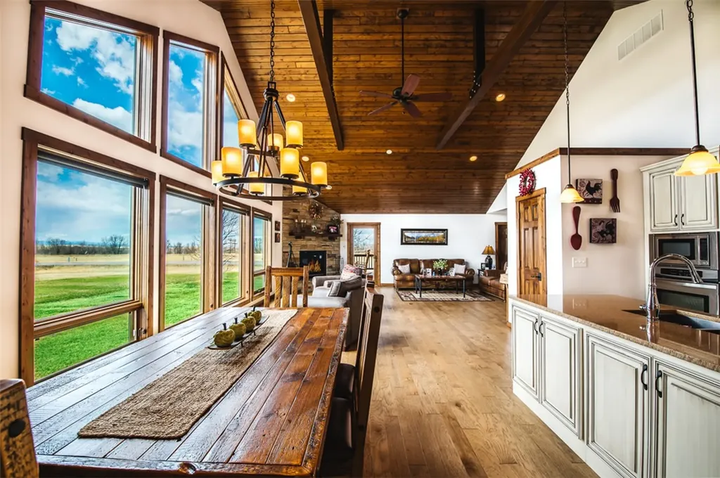43 Horseshoe Trail Roberts MT 59070