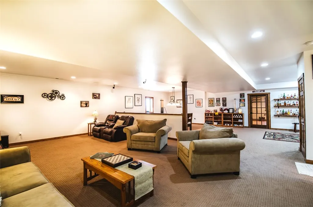 43 Horseshoe Trail Roberts MT 59070