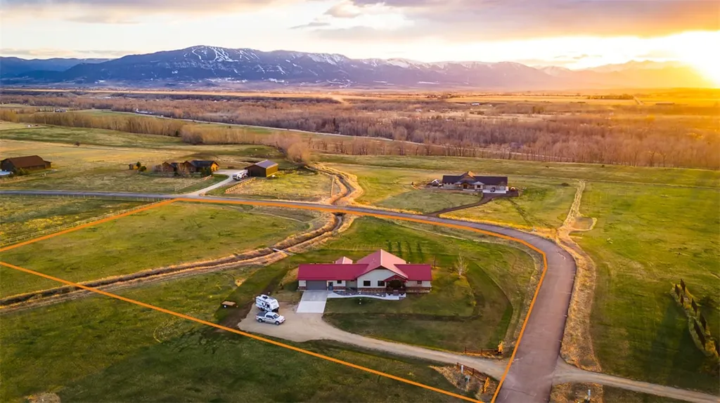 43 Horseshoe Trail Roberts MT 59070