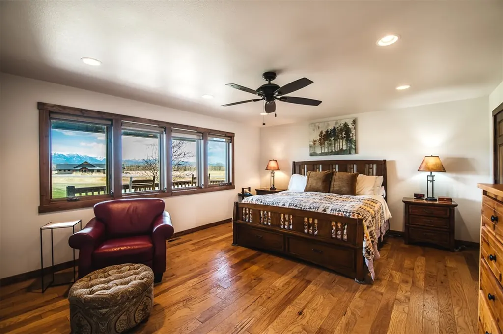 43 Horseshoe Trail Roberts MT 59070