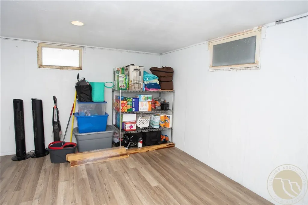 18 N Cody Avenue Hardin MT 59034