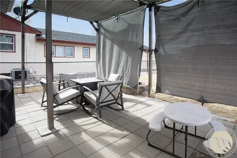 18 N Cody Avenue Hardin MT 59034