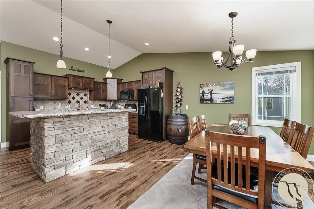 157 Melody Lane Columbus MT 59019