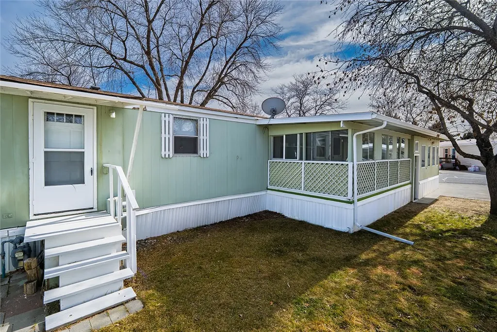 19 Woodgrain Drive Billings MT 59102