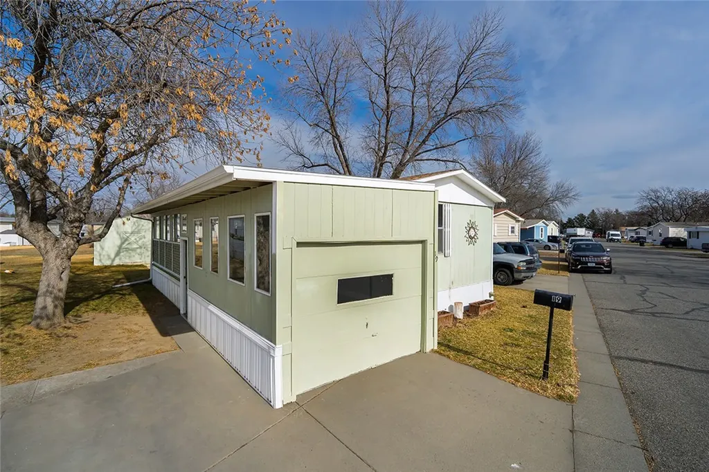 19 Woodgrain Drive Billings MT 59102