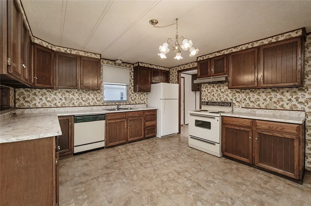 19 Woodgrain Drive Billings MT 59102