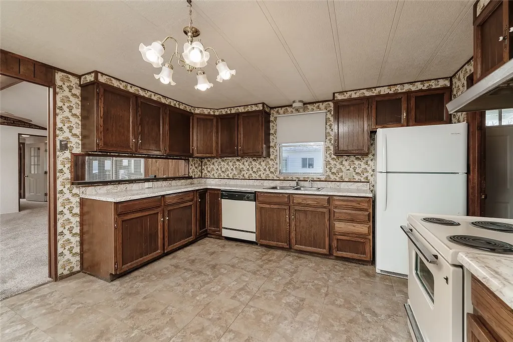 19 Woodgrain Drive Billings MT 59102