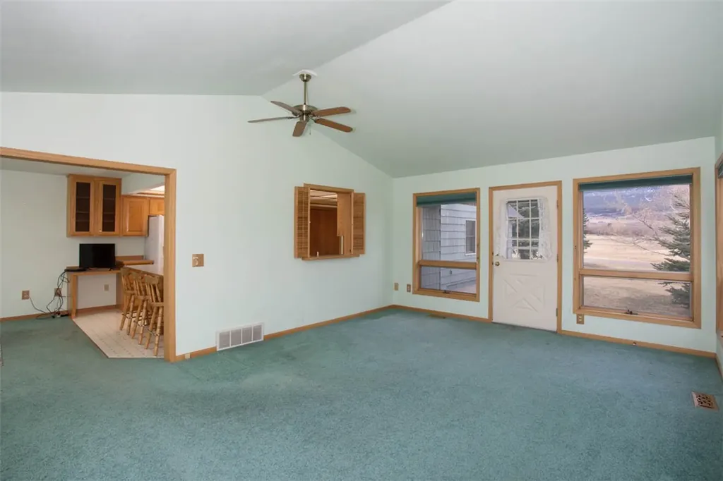 711 Upper Continental Drive Red Lodge MT 59068