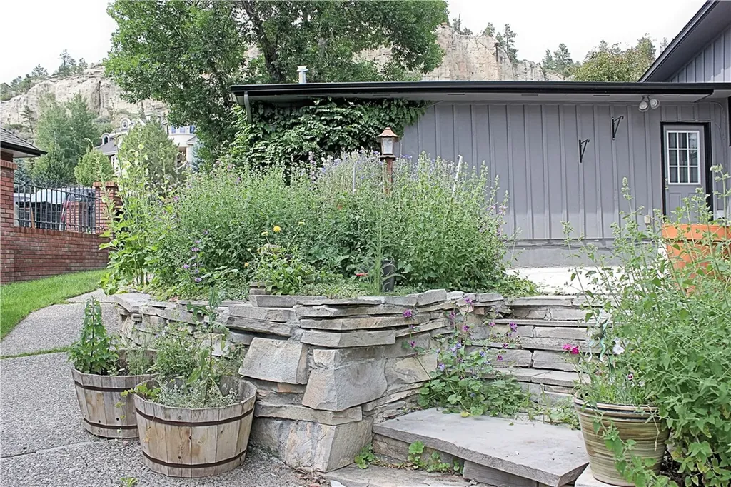 2756 Gregory Drive N Billings MT 59102