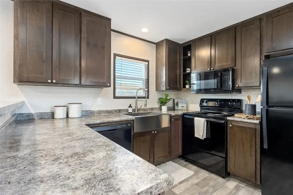 2224 Highway 87 E #99 Billings MT 59101