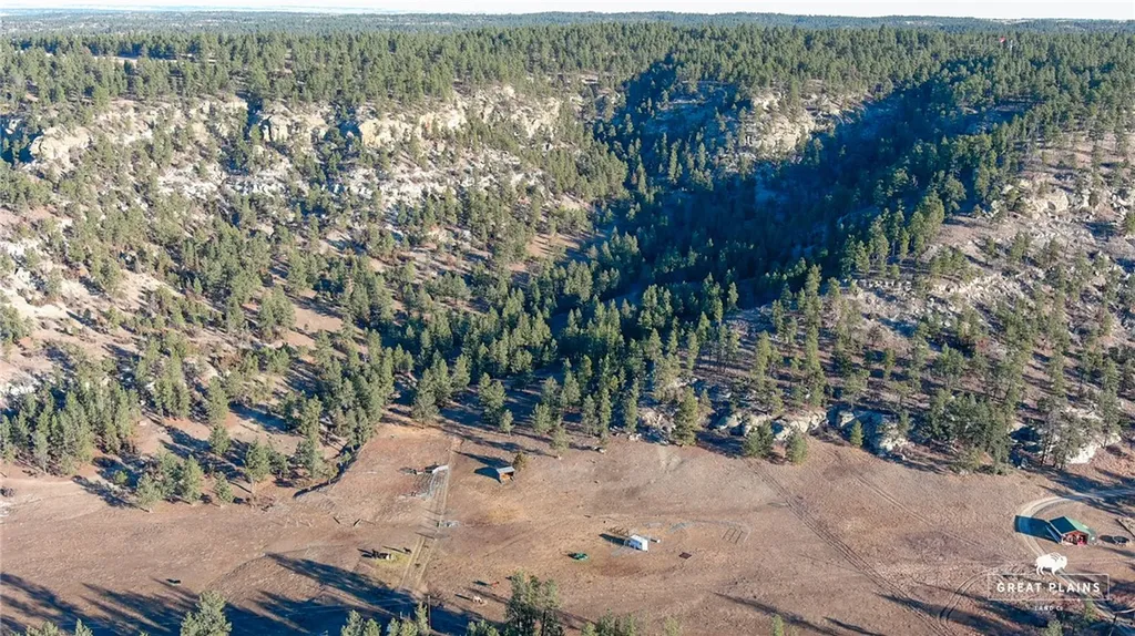 52 Buckskin Road Roundup MT 59072