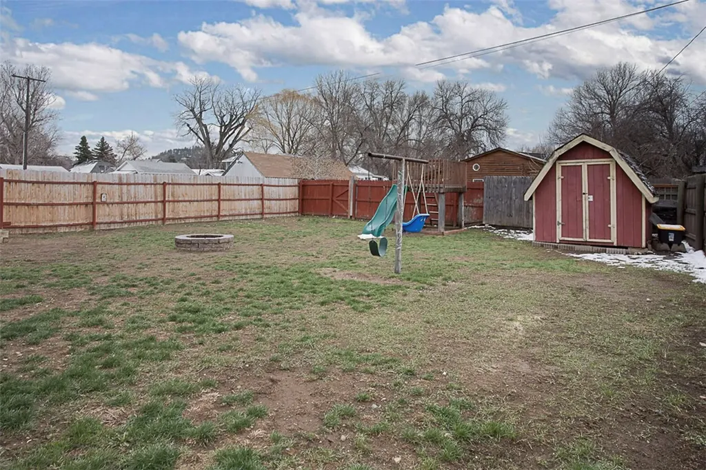512 W Front Avenue Joliet MT 59041