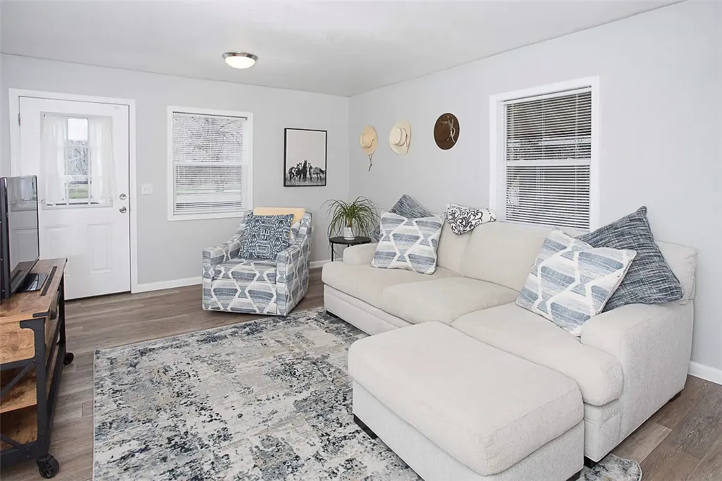 512 W Front Avenue Joliet MT 59041