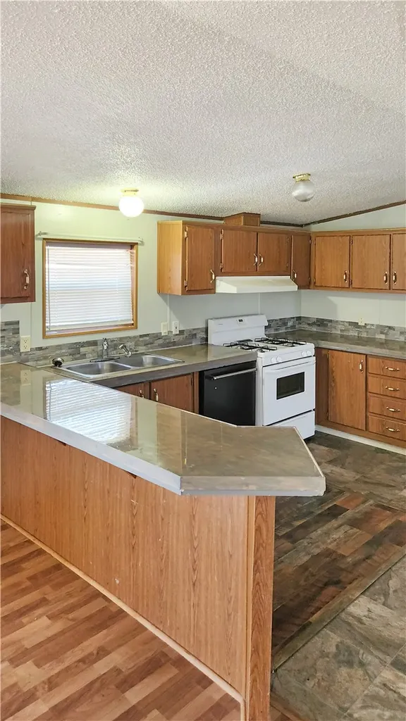 2224 Us Highway 87 E Trlr 91 Billings MT 59101