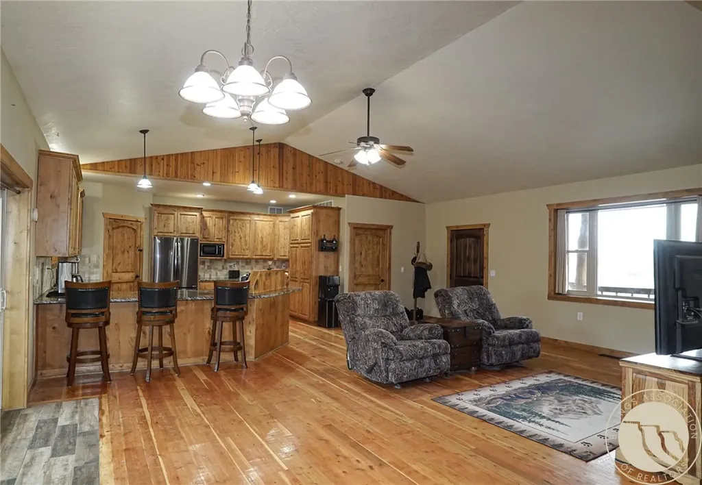 540 Joliet Fromberg Road Fromberg MT 59029