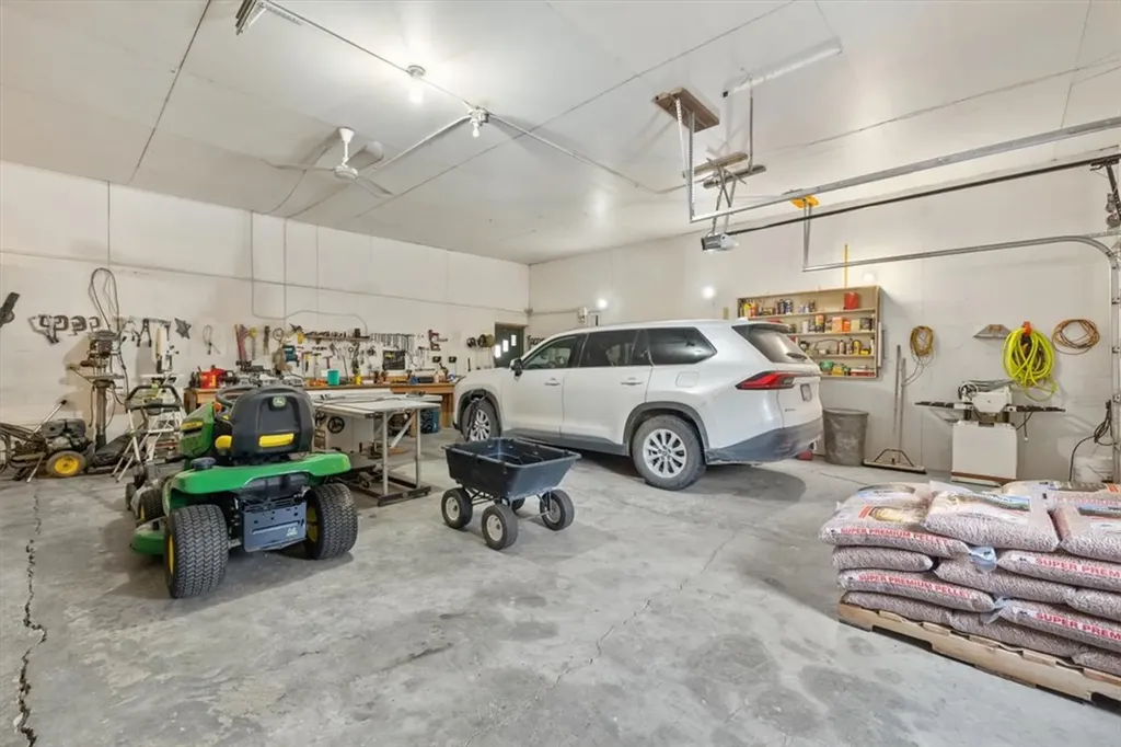 61 Musgrave Road Belfry MT 59008