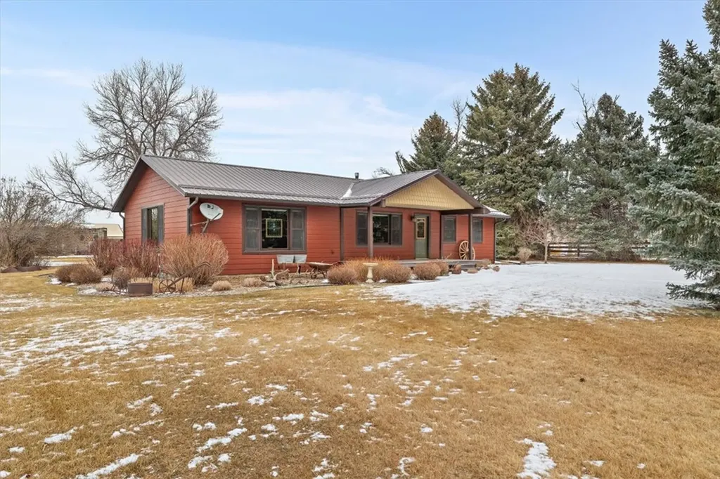 61 Musgrave Road Belfry MT 59008