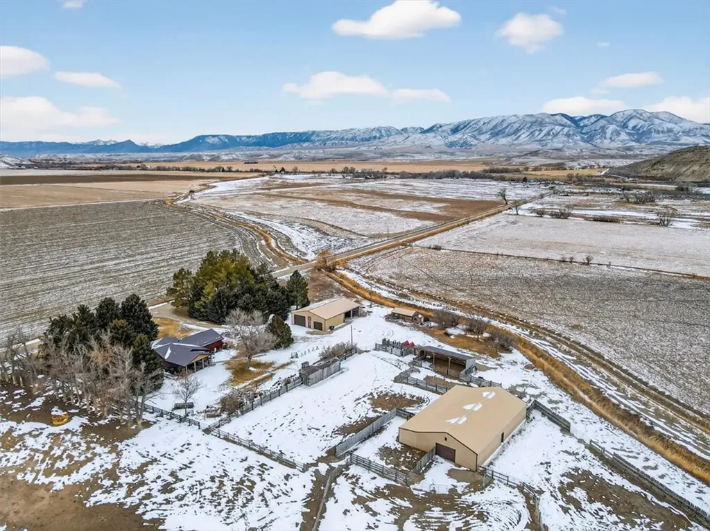 61 Musgrave Road Belfry MT 59008