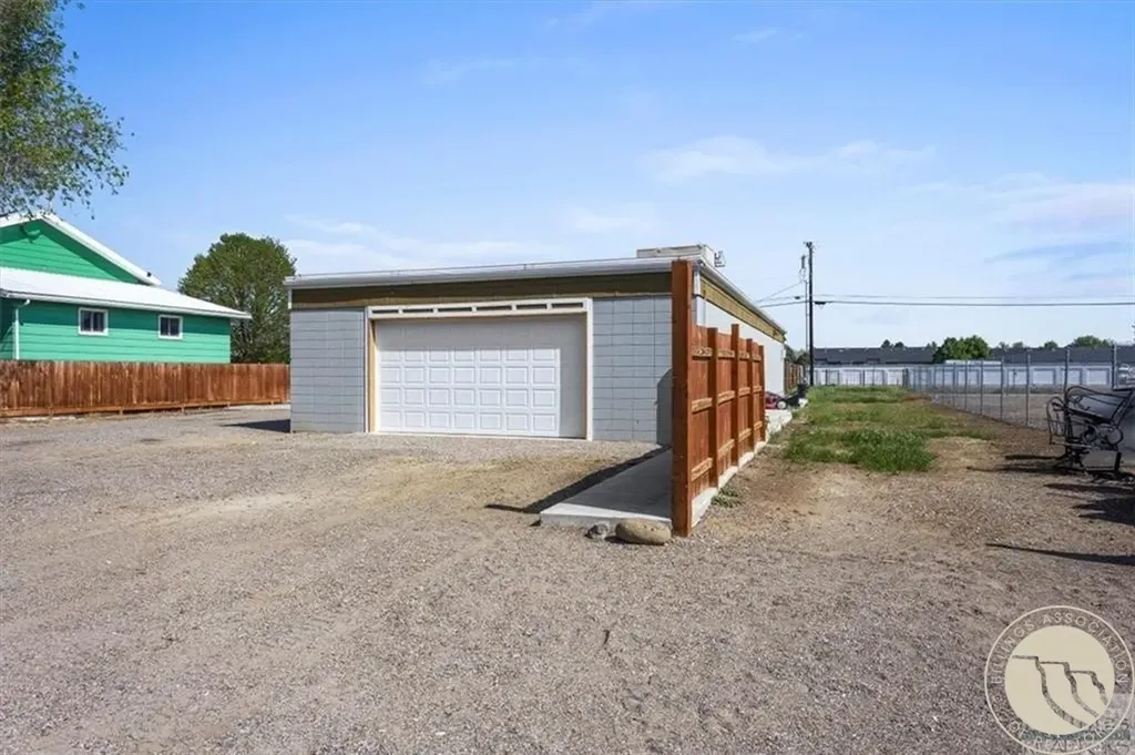 423 Kuhlman Drive Billings MT 59105