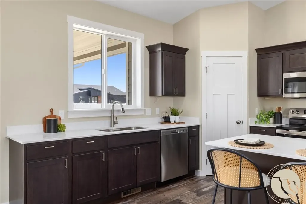 2529 Whisper Wind Way Billings MT 59106