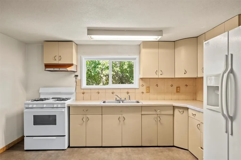 226 Moore Lane Billings MT 59101