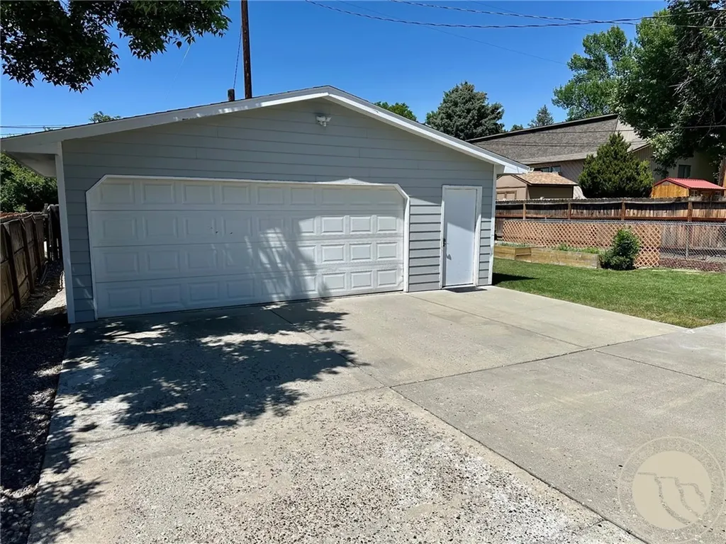 2510 Zimmerman Trail Billings MT 59102
