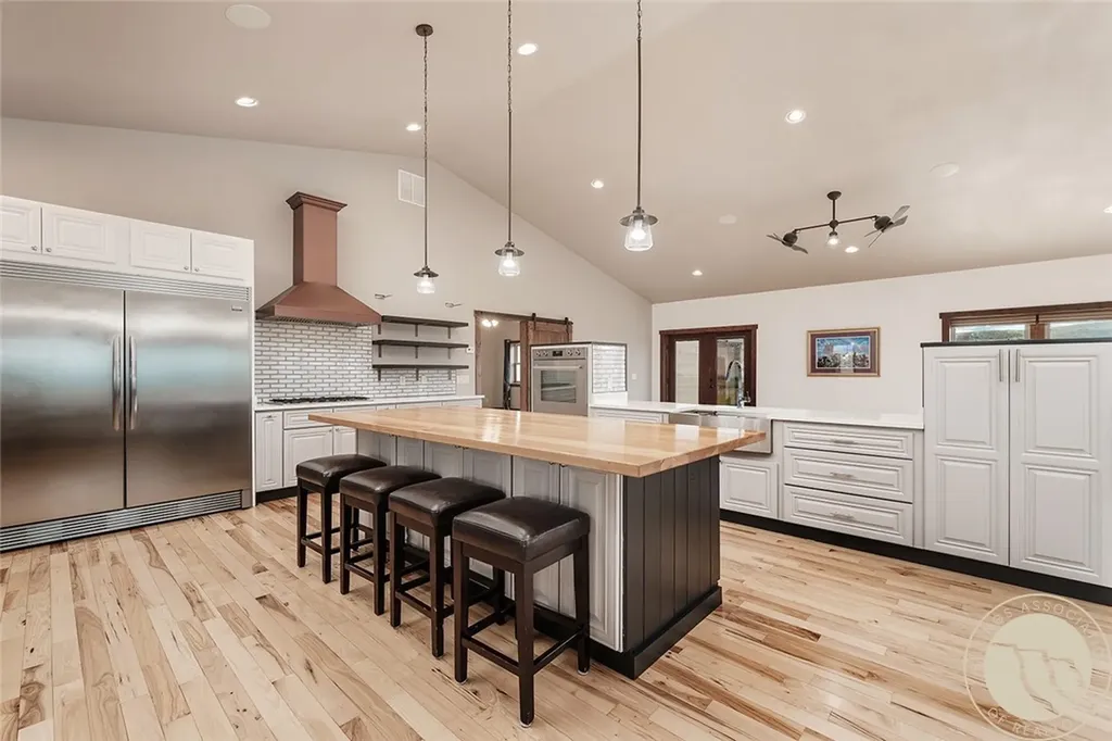 2460 Clarks Point Drive Laurel MT 59044
