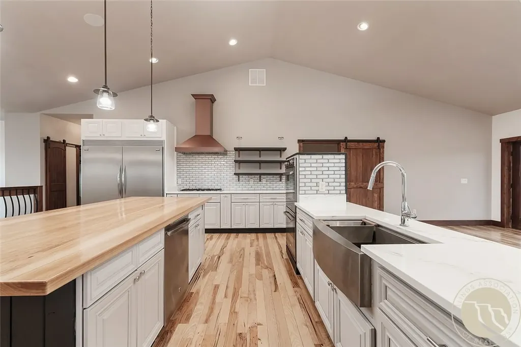 2460 Clarks Point Drive Laurel MT 59044
