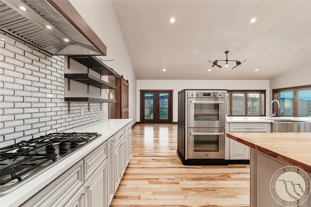 2460 Clarks Point Drive Laurel MT 59044