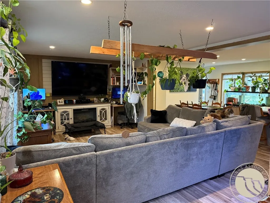 1100 2nd Avenue Big Timber MT 59011