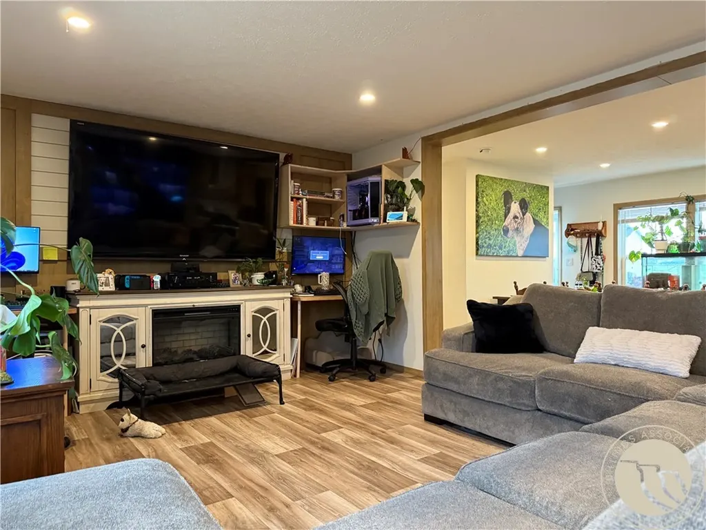 1100 2nd Avenue Big Timber MT 59011