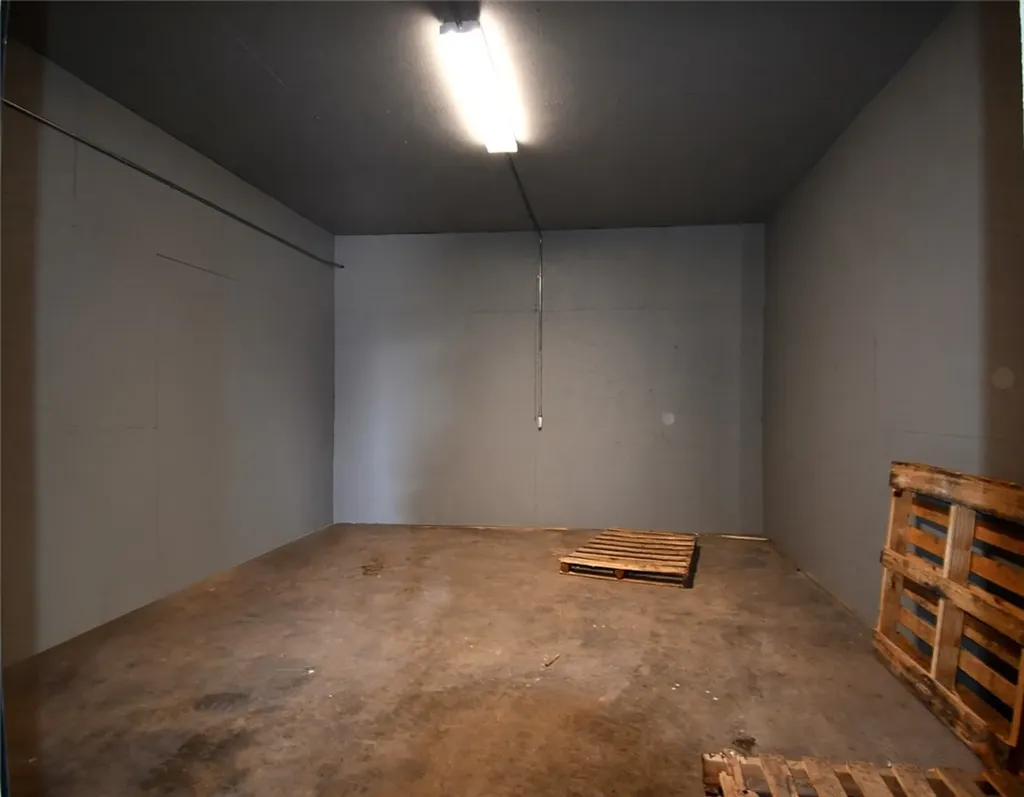 822 N Sargent Glendive MT 59330
