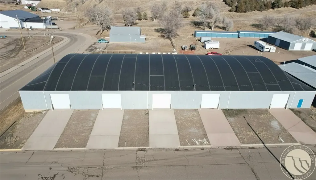 822 N Sargent Glendive MT 59330