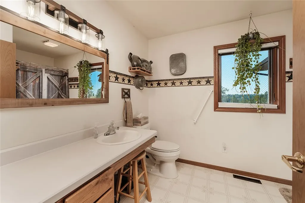 3203 Chief Looking Glass Trail Road Laurel MT 59044
